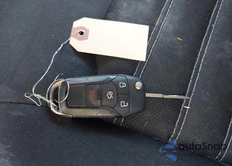 2013 Ford Fusion Se z USA, uszkodzony, nr VIN 3FA6P0H74DR131614